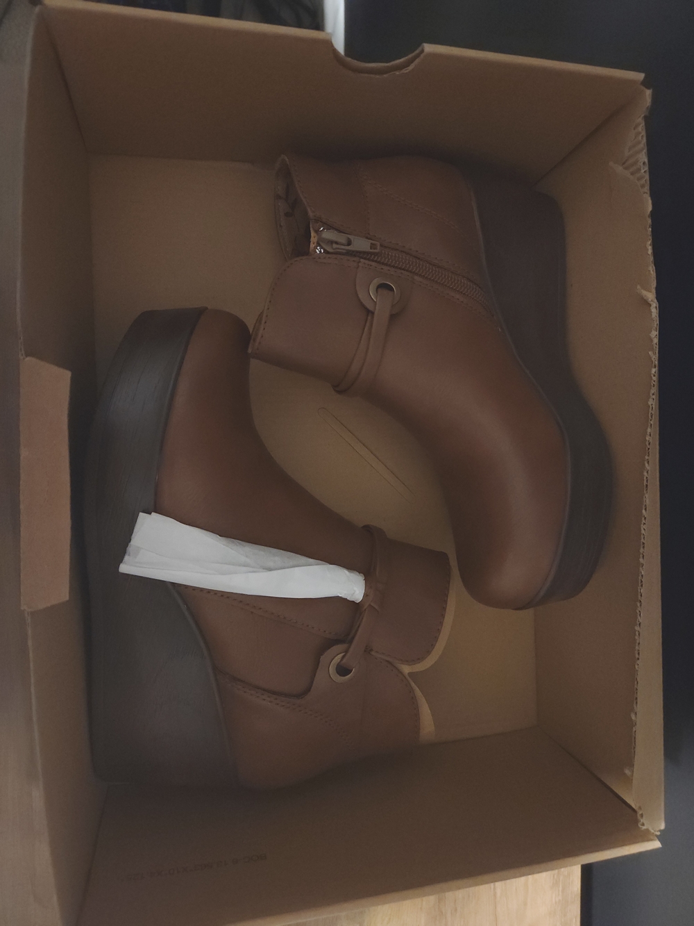 b.ø.c. Leonna Brown Wedge Ankle Boots – Women’s Size 6 / EU 36-37 – New in Box
